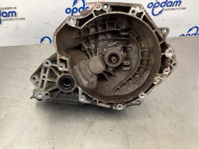 Gearbox from a Opel Meriva 1.6 16V 2006