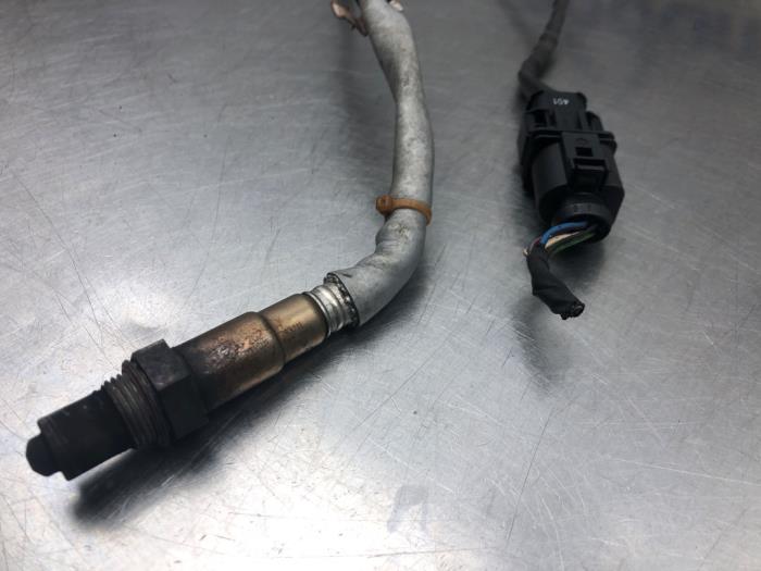 Lambda probe from a Volkswagen Passat (3C2) 2.0 FSI 16V 2007