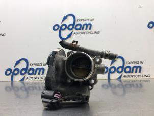 Usagé Boîtier accélérateur Opel Corsa D 1.0 Prix € 150,00 Règlement à la marge proposé par Gebr Opdam B.V.