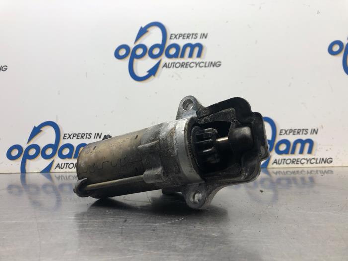 Begagnade Startmotor Ford Focus 2 2.0 16V Pris € 30,00 Marginaltabell erbjuds av Gebr Opdam B.V.