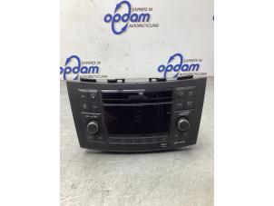 Używane Radioodtwarzacz CD Suzuki Swift (ZA/ZC/ZD) 1.2 16V Cena € 100,00 Procedura marży oferowane przez Gebr Opdam B.V.