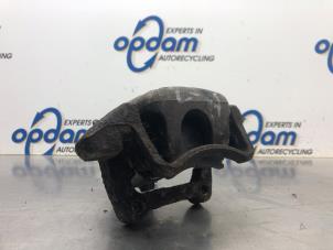 Used Rear brake calliper, left Volkswagen Touran (1T1/T2) 2.0 TDI 16V 140 Price € 50,00 Margin scheme offered by Gebr Opdam B.V.