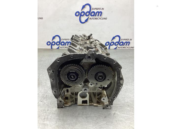 Begagnade Topplock Mercedes A (177.0) 1.3 A-180 Turbo 16V Pris € 650,00 Marginaltabell erbjuds av Gebr Opdam B.V.