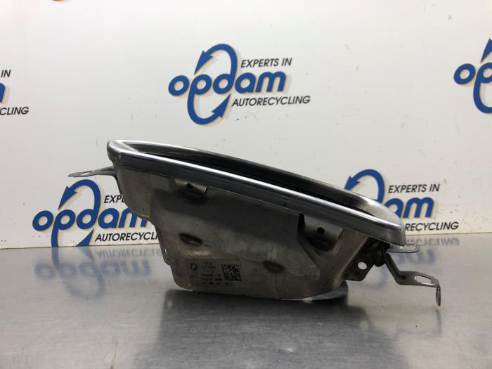 Muffler end
