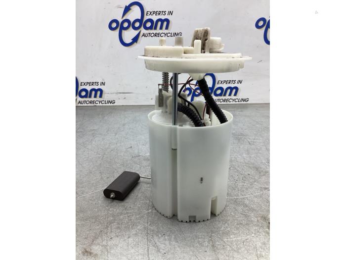 Usagé Pompe essence Fiat Punto Evo (199) 1.4 Prix € 30,00 Règlement à la marge proposé par Gebr Opdam B.V.