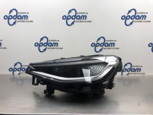 Usados Faro izquierda Volkswagen ID.4 (E21) GTX 4Motion 77 kWh Precio € 482,79 IVA incluido ofrecido por Gebr Opdam B.V.