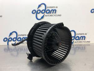 Usagé Moteur de ventilation chauffage Nissan Micra (K12) 1.2 16V Prix € 50,00 Règlement à la marge proposé par Gebr Opdam B.V.