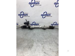 Used Steering box Renault Clio IV (5R) 0.9 Energy TCE 90 12V Price € 100,00 Margin scheme offered by Gebr Opdam B.V.