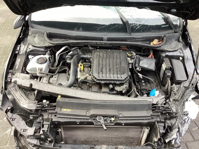 Usados Motor Volkswagen Polo VI (AW1) 1.0 12V BlueMotion Technology Precio € 550,00 Norma de margen ofrecido por Gebr Opdam B.V.