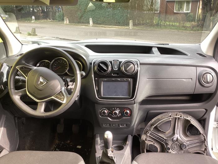 Juego y módulo de airbag de un Dacia Dokker (0S) 1.2 TCE 16V 2018