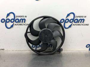 Usagé Moto ventilateur Volkswagen Polo VI (AW1) 1.0 12V BlueMotion Technology Prix € 100,00 Règlement à la marge proposé par Gebr Opdam B.V.