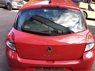 Used Tailgate Renault Clio III (BR/CR) 1.2 16V 75 Price on request offered by Gebr Opdam B.V.
