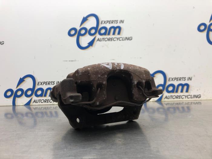 Gebrauchte Bremszange links hinten Volvo V50 (MW) 1.8 16V Preis € 32,00 Margenregelung angeboten von Gebr Opdam B.V.
