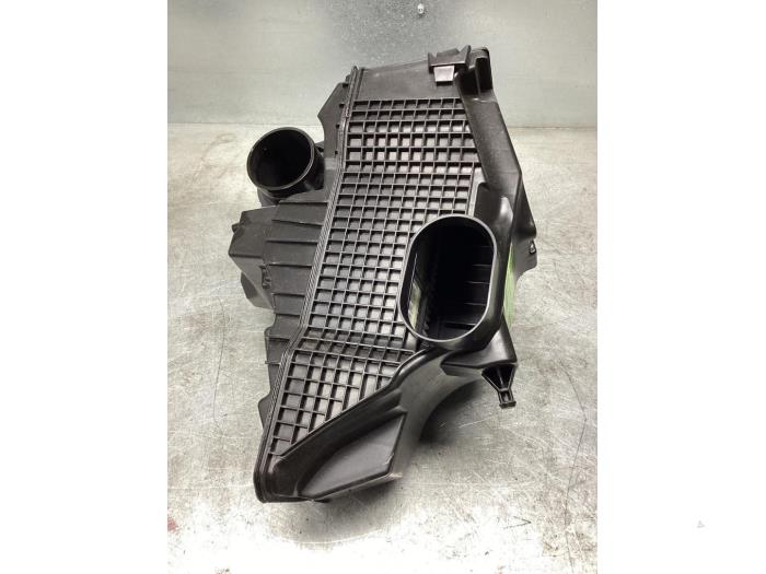 Begagnade Luftfilter Dacia Dokker (0S) 1.2 TCE 16V Pris € 50,00 Marginaltabell erbjuds av Gebr Opdam B.V.