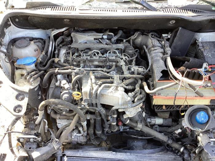 Engine from a Volkswagen Caddy IV 2.0 TDI 102 2019