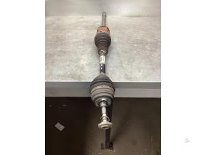 Used Front drive shaft, right BMW 3 serie Touring (F31) 330d xDrive 3.0 24V Price € 300,00 Margin scheme offered by Gebr Opdam B.V.