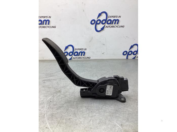 Begagnade Gaspedalsensor Ford Fiesta 6 (JA8) 1.6 TDCi 16V 95 Pris € 35,00 Marginaltabell erbjuds av Gebr Opdam B.V.