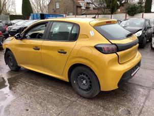Used Tank Peugeot 208 II (UB/UH/UP) 1.2 Vti 12V PureTech 75 Price € 250,00 Margin scheme offered by Gebr Opdam B.V.