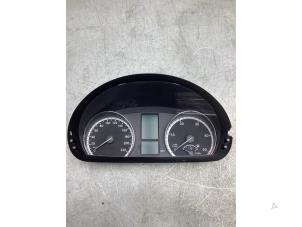 Used Odometer KM Mercedes Viano (639) 3.0 CDI V6 24V Price € 175,00 Margin scheme offered by Gebr Opdam B.V.