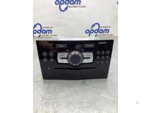 Gebrauchte Radio CD Spieler Opel Corsa D 1.2 16V Preis € 50,00 Margenregelung angeboten von Gebr Opdam B.V.