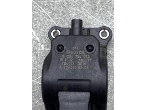 Gaspedalposition Sensor van een Mercedes-Benz Vito (447.6) 2.2 114 CDI 16V 2016