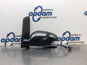 Gebrauchte Außenspiegel links Volkswagen Touran (1T1/T2) 1.6 FSI 16V Preis € 50,00 Margenregelung angeboten von Gebr Opdam B.V.