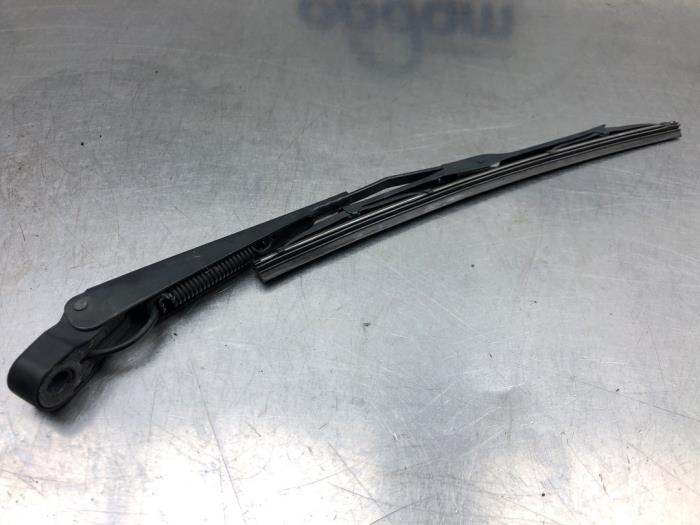 Rear wiper arm from a Ford Focus 1 Wagon 1.6 16V 2003
