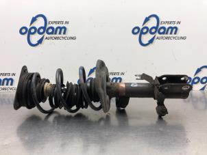 Used Front shock absorber rod, right Renault Twingo III (AH) 1.0 SCe 70 12V Price € 65,00 Margin scheme offered by Gebr Opdam B.V.
