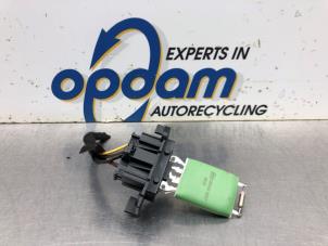Used Heater resistor Opel Corsa D 1.4 16V Twinport Price € 15,00 Margin scheme offered by Gebr Opdam B.V.