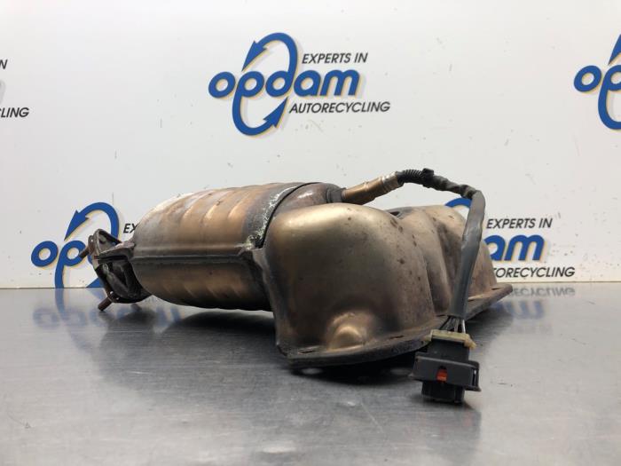 Catalytic converter from a Opel Corsa D 1.4 16V Twinport 2008