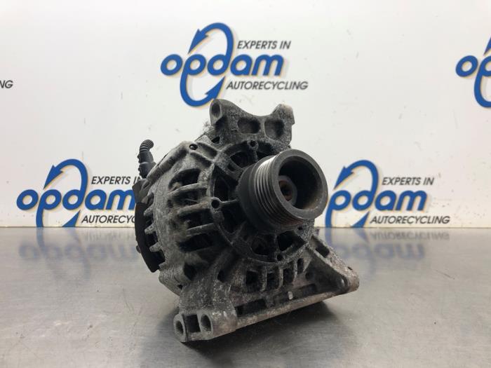Gebrauchte Dynamo Mercedes B (W245) 1.7 B-170 16V Preis € 70,00 Margenregelung angeboten von Gebr Opdam B.V.