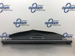 Used Luggage compartment cover Renault Clio IV Estate/Grandtour (7R) 1.5 Energy dCi 90 FAP Price € 100,00 Margin scheme offered by Gebr Opdam B.V.