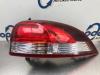 Feu arrière droit d'un Renault Clio IV Estate/Grandtour (7R) 1.5 Energy dCi 90 FAP 2015