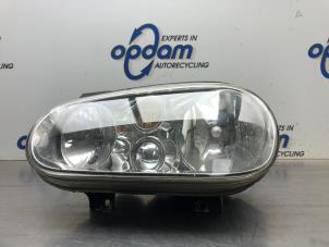 Used Headlight, left Volkswagen Golf IV (1J1) 1.4 16V Price € 50,00 Margin scheme offered by Gebr Opdam B.V.