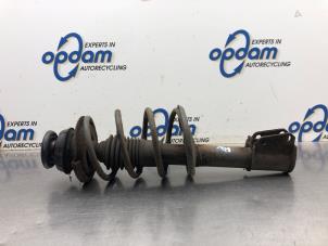 Used Front shock absorber rod, right Renault Twingo (C06) 1.2 Price € 40,00 Margin scheme offered by Gebr Opdam B.V.