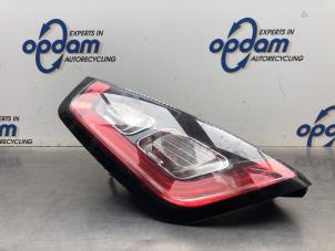 Używane Tylne swiatlo pozycyjne lewe Fiat Grande Punto (199) 1.4 Cena € 50,00 Procedura marży oferowane przez Gebr Opdam B.V.