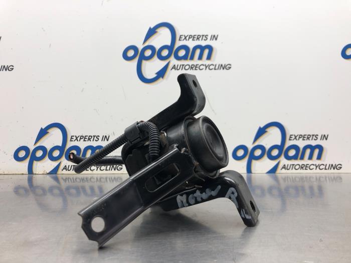 Used Engine mount Suzuki Celerio (LF) 1.0 12V Dualjet Price € 45,00 Margin scheme offered by Gebr Opdam B.V.