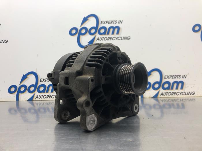 Begagnade Dynamo Volkswagen Lupo (6X1) 1.0 MPi 50 Pris € 45,00 Marginaltabell erbjuds av Gebr Opdam B.V.