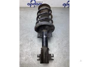 Used Front shock absorber rod, right Opel Movano 2.3 CDTi Biturbo 16V FWD Price € 100,00 Margin scheme offered by Gebr Opdam B.V.