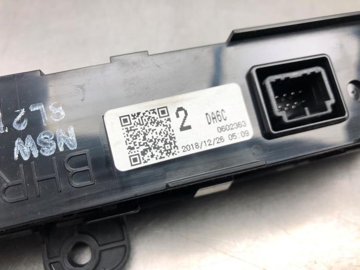Luz de control de airbag de un Mazda 2 (DJ/DL) 1.5 SkyActiv-G 90 2019