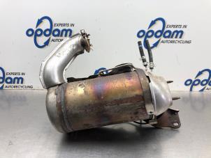 Used Particulate filter Renault Clio IV Estate/Grandtour (7R) 1.5 Energy dCi 90 FAP Price on request offered by Gebr Opdam B.V.
