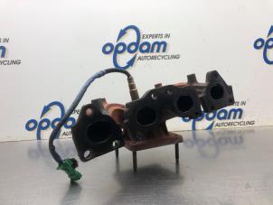 Used Exhaust manifold Peugeot 307 (3A/C/D) 1.6 16V Price € 75,00 Margin scheme offered by Gebr Opdam B.V.