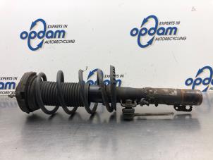 Used Front shock absorber rod, left Volkswagen Fox (5Z) 1.2 Price € 50,00 Margin scheme offered by Gebr Opdam B.V.