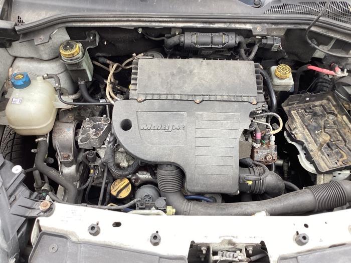 Used Engine Fiat Doblo Cargo (263) 1.3 MJ 16V Euro 4 Price € 1.000,00 Margin scheme offered by Gebr Opdam B.V.