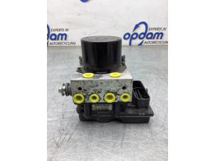 Used ABS pump Volkswagen Polo V (6R) 1.2 12V Price € 100,00 Margin scheme offered by Gebr Opdam B.V.