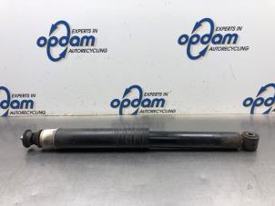 Used Rear shock absorber, right Renault Clio IV (5R) 1.5 Energy dCi 90 FAP Price € 35,00 Margin scheme offered by Gebr Opdam B.V.