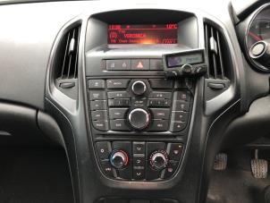 Used Radio CD player Opel Astra J Sports Tourer (PD8/PE8/PF8) 1.7 CDTi 16V Price on request offered by Gebr Opdam B.V.