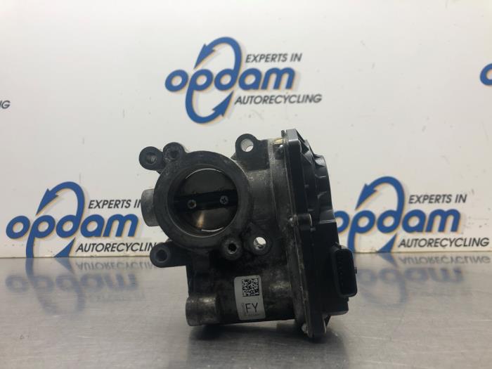 Begagnade Spjällhus Dacia Sandero II 0.9 TCE 12V Pris € 40,00 Marginaltabell erbjuds av Gebr Opdam B.V.