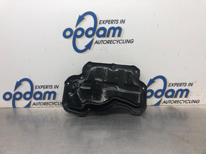 Used Sump Dacia Sandero II 0.9 TCE 12V Price € 32,00 Margin scheme offered by Gebr Opdam B.V.
