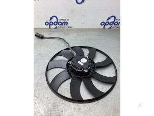 Used Fan motor Opel Vivaro 2.0 CDTI 122 Price € 96,80 Inclusive VAT offered by Gebr Opdam B.V.